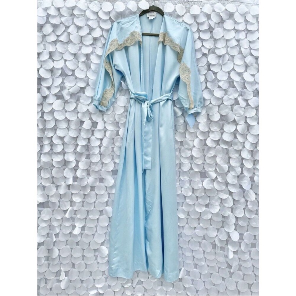 Natori baby‎ blue old Hollywood style caped dressing robe EUC size M
